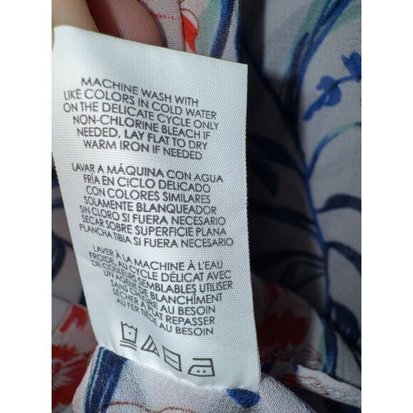 CAbi Stem Floral Sleeveless Top Blouse Blue Red Size Medium - Picture 9 of 15